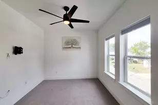 5019 Creekmont Dr, Houston, TX 77091 - Photo 23