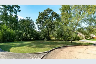 15 Stanford Court, Montgomery, TX 77356 - Photo 1