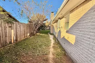 5702 Arncliffe Dr, Houston, TX 77088 - Photo 31