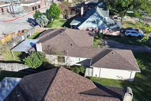 5702 Arncliffe Dr, Houston, TX 77088 - Photo 37