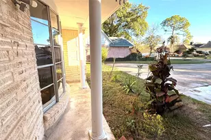 5702 Arncliffe Dr, Houston, TX 77088 - Photo 41