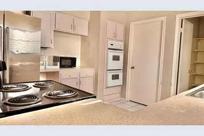 5702 Arncliffe Drive, Houston, TX 77088 - Photo 25