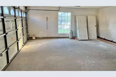 5702 Arncliffe Drive, Houston, TX 77088 - Photo 27