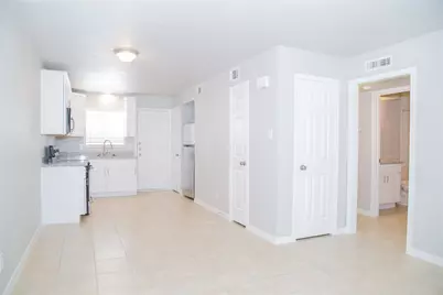 2010 N Travis Street, Liberty, TX 77575 - Photo 11