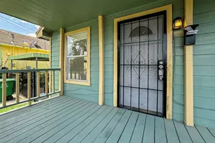 725 E 32nd St, Houston, TX 77022 - Photo 3