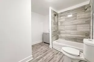 725 E 32nd St, Houston, TX 77022 - Photo 17