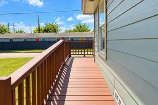 725 E 32nd St, Houston, TX 77022 - Photo 5