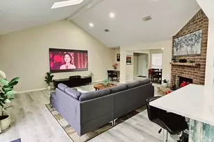 6507 Briar Glade Dr, Houston, TX 77072 - Photo 3