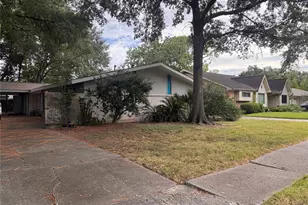 5542 Cheena Dr, Houston, TX 77096 - Photo 1