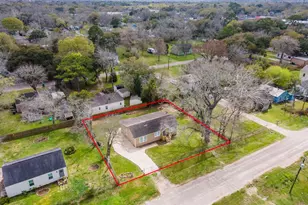 805 Chestnut St, La Marque, TX 77568 - Photo 1