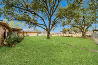 17115 County Road 831, Pearland, TX 77584 - Photo 33