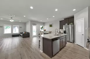 2254 Strong Horse Dr, Conroe, TX 77301 - Photo 11