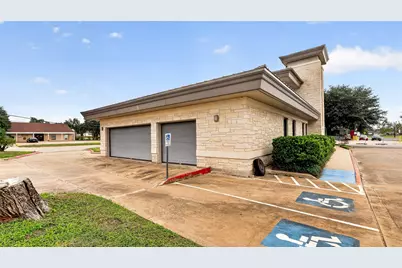 210 E Highway 79, Franklin, TX 77856 - Photo 5
