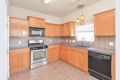 4126 Barossa Valley Lane, Katy, TX 77449 - Photo 5