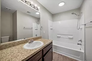 15510 Kiplands Bend Dr, Houston, TX 77014 - Photo 9