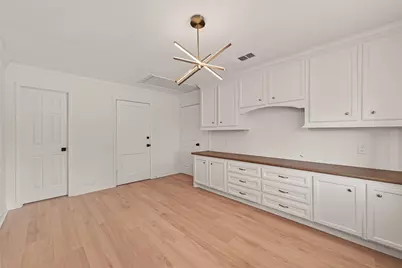 10966 Shadow Wood Dr, Houston, TX 77043 - Photo 19