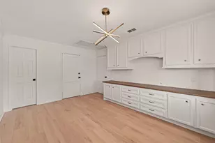 10966 Shadow Wood Dr, Houston, TX 77043 - Photo 19
