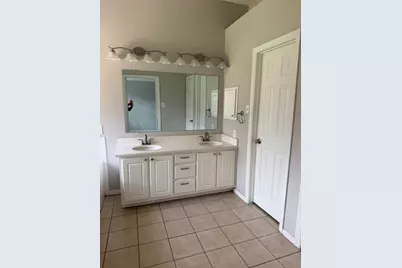 17426 Canton Forest, Richmond, TX 77407 - Photo 5