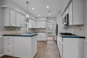 1067 Lehman St, Houston, TX 77018 - Photo 9