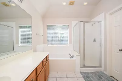 6207 Lake Chase Court, Katy, TX 77493 - Photo 11