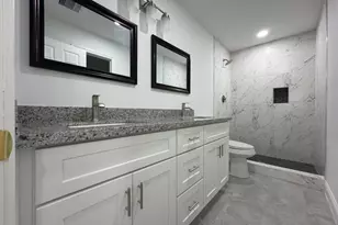 3635 Wyoming St, Houston, TX 77021 - Photo 9