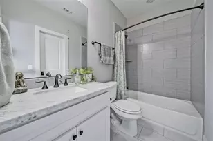 4702 Maxie St, Houston, TX 77007 - Photo 9
