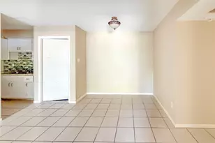 8529 Hearth Dr, Houston, TX 77054 - Photo 7