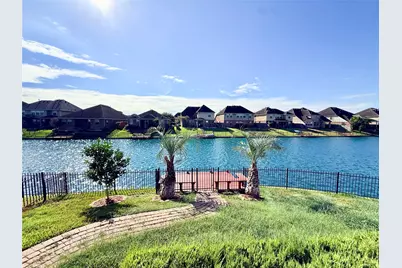3951 Amalfi Shores Court, Missouri City, TX 77459 - Photo 3