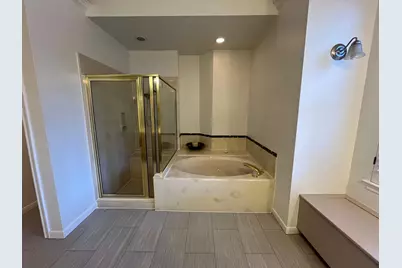 6990 Oakwood Park, Houston, TX 77040 - Photo 9