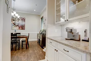 729 Pegasus Ln, League City, TX 77573 - Photo 7