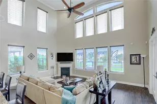 729 Pegasus Ln, League City, TX 77573 - Photo 15