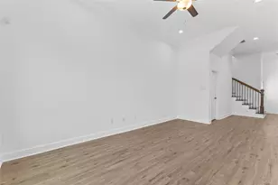 7805 Farnsworth St, Houston, TX 77022 - Photo 7