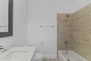 7805 Farnsworth St, Houston, TX 77022 - Photo 25