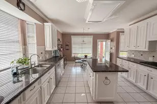 2214 Acadiana Ct, Seabrook, TX 77586 - Photo 15