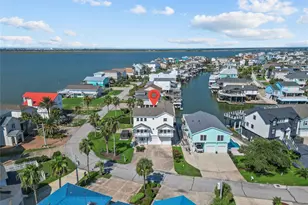 138 Isles End Rd, Galveston, TX 77554 - Photo 35