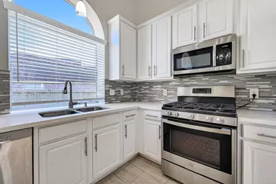 17711 Shelby Oaks Circle, Richmond, TX 77407 - Photo 13