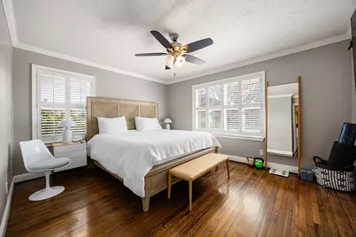 4819 Chantilly Lane, Houston, TX 77092 - Photo 17