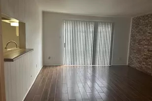 13190 Trail Hollow Dr, Houston, TX 77079 - Photo 3