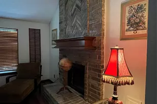 11002 Landsbury Cir, Houston, TX 77099 - Photo 3