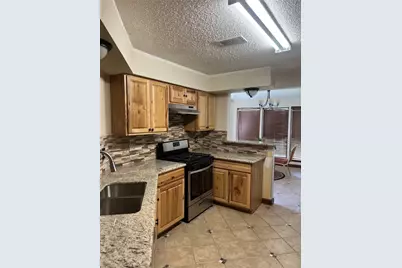 11002 Landsbury Circle, Houston, TX 77099 - Photo 5