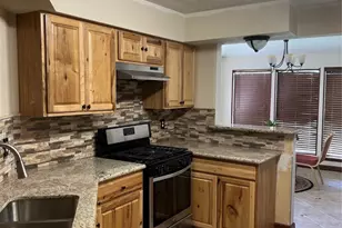 11002 Landsbury Cir, Houston, TX 77099 - Photo 5