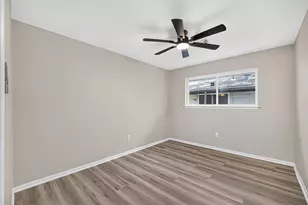 1647 Seagate Ln, Houston, TX 77062 - Photo 31