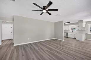 1647 Seagate Ln, Houston, TX 77062 - Photo 15