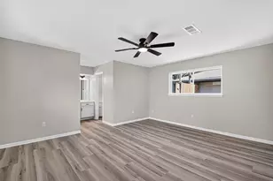1647 Seagate Ln, Houston, TX 77062 - Photo 37
