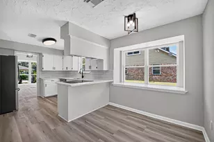 1647 Seagate Ln, Houston, TX 77062 - Photo 23