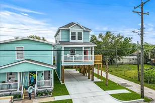3211 Avenue K, Galveston, TX 77550 - Photo 3