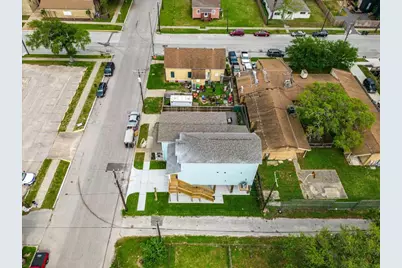 3211 Avenue K, Galveston, TX 77550 - Photo 39
