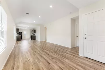 8635 Wooster Trails Drive, Baytown, TX 77521 - Photo 7