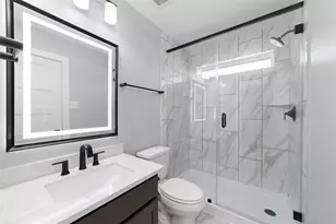 13702 Martingale Pointe Dr, Cypress, TX 77433 - Photo 31
