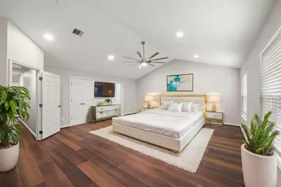 4023 Breakwood Drive, Houston, TX 77025 - Photo 11